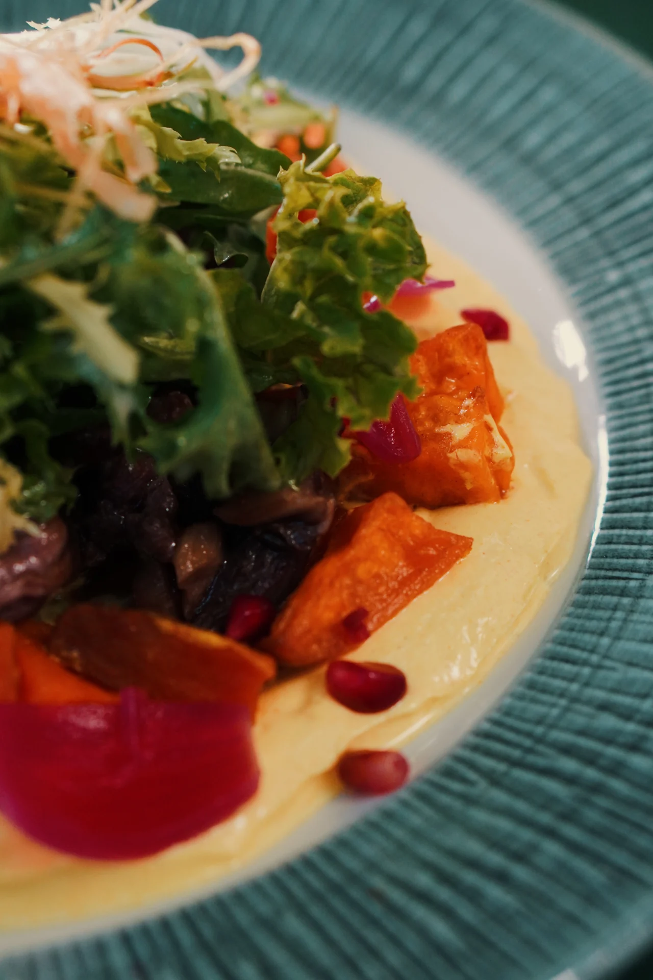Brunch servit pe terasa Grand Café